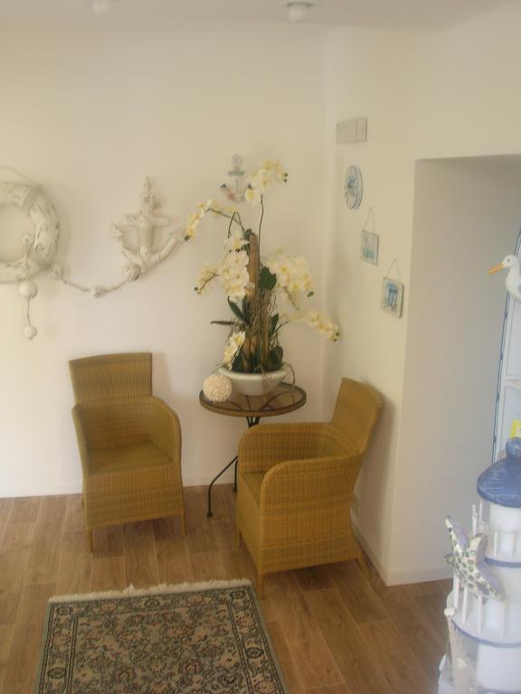 Residence Suisse กัตตอลิกา ภายนอก รูปภาพ