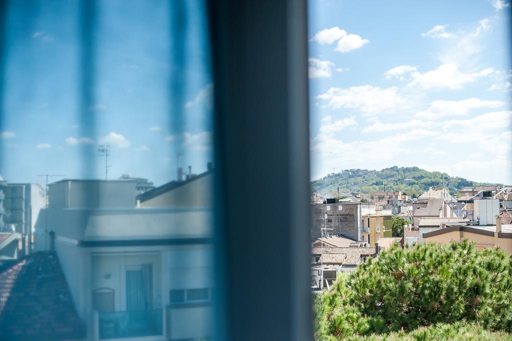 Residence Suisse กัตตอลิกา ภายนอก รูปภาพ