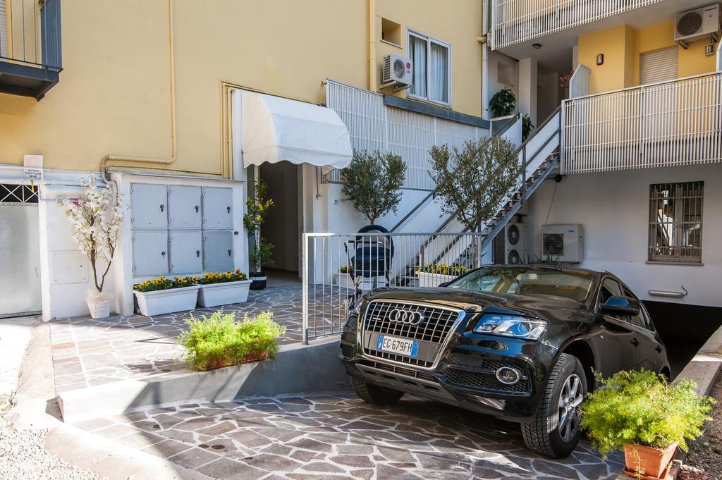 Residence Suisse กัตตอลิกา ภายนอก รูปภาพ